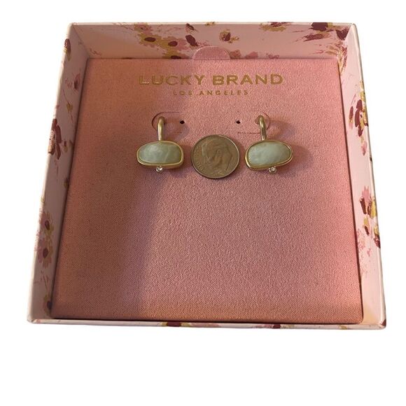 Lucky Brand Light Sea Foam Green(pearly) & Matte Gold Toned Oval Drop Earrings. - Picture 6 of 10